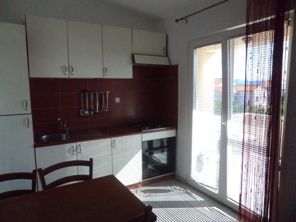 Apartment Nevena Бетина Екстериор снимка